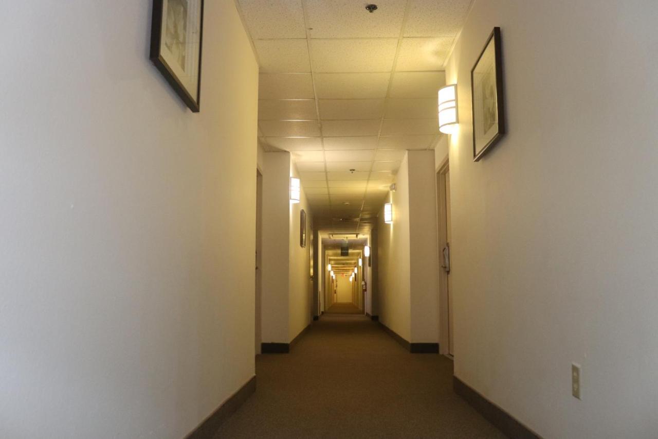 ฮาวเวิร์ด จอห์นสัน บาย วินด์แฮม ทิฟตัน Hotel ทิฟทัน ภายนอก รูปภาพ